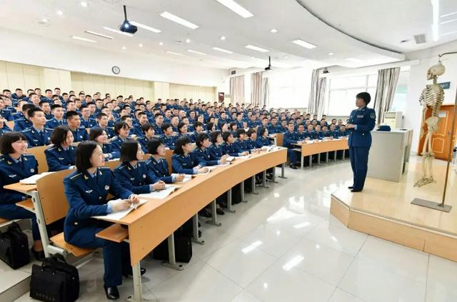 3所軍校分數線排名文科（43所軍校分數線排名2021）"